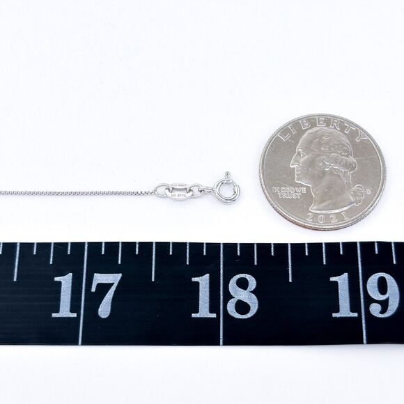 Vintage Italy KA1772 Sterling Silver 925 0.7mm Box Chain Necklace 18" - Picture 2 of 3